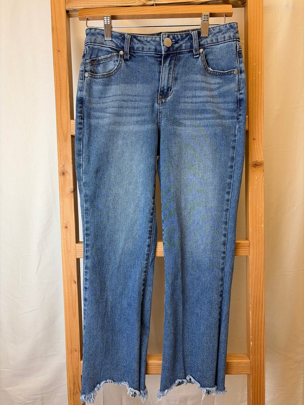 1822 Blue Distressed 5-pocket Bootcut Jeans #0469 SZ 25